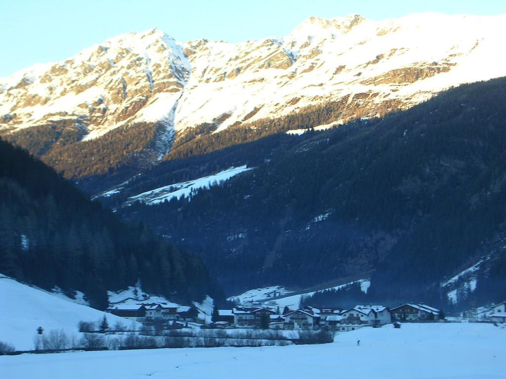 Haus Hafele Hotel Kaunertal Buitenkant foto